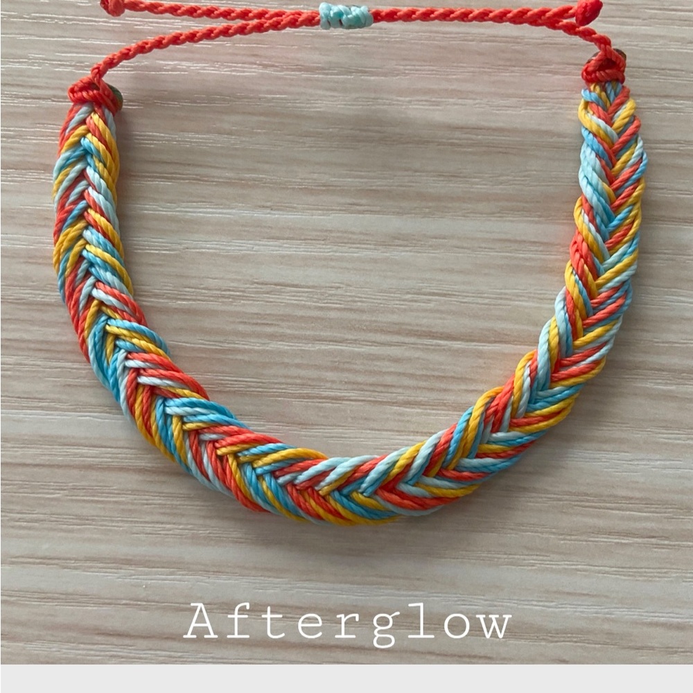 Fishtail Bracelets - Picture 6 of 8
